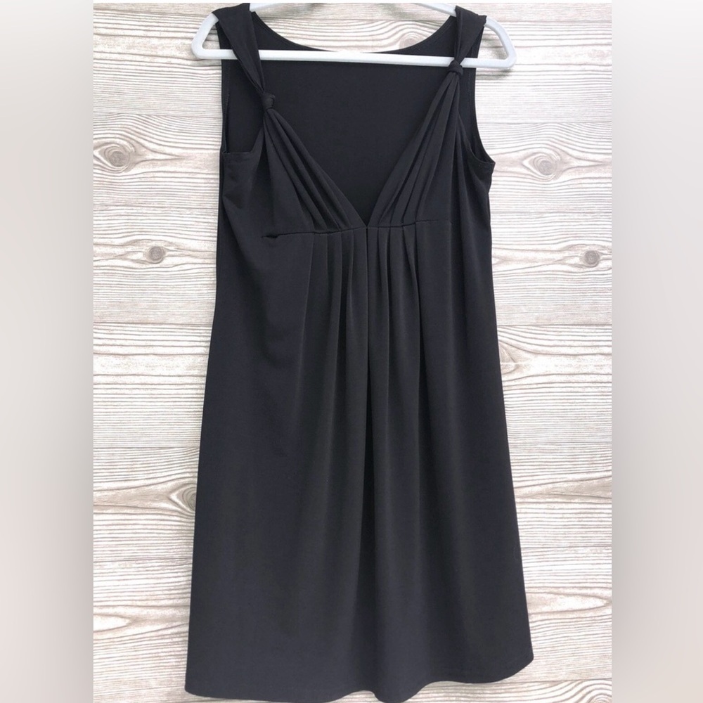 Kenneth Cole Reaction V neck mini sz m NWT